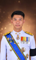 นายนาถ  บำรุงพาณิชย์